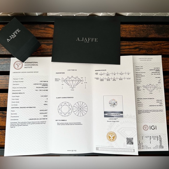 A.JAFFE 1.63 CT Round Brilliant Lab Grown Diamond Engagement Ring in Platinum - Picture 9 of 11